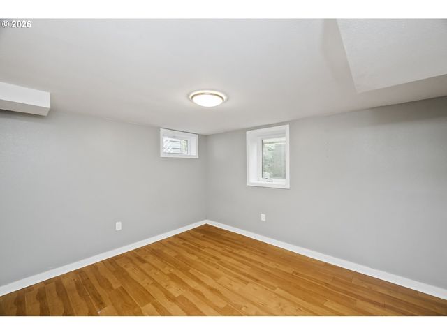 6516 Ne 23RD Ave, Portland, OR 97211