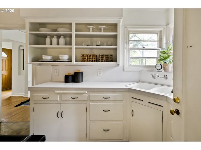 6516 Ne 23RD Ave, Portland, OR 97211