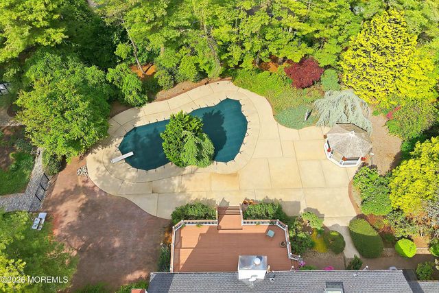 2 Constitution Drive, Leonardo, NJ 07737