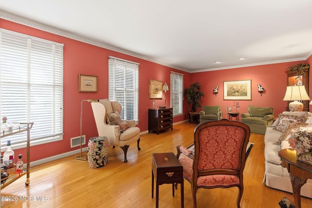 2 Constitution Drive, Leonardo, NJ 07737