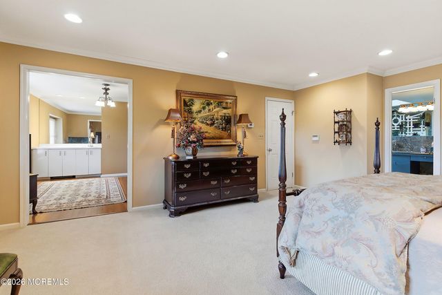 2 Constitution Drive, Leonardo, NJ 07737