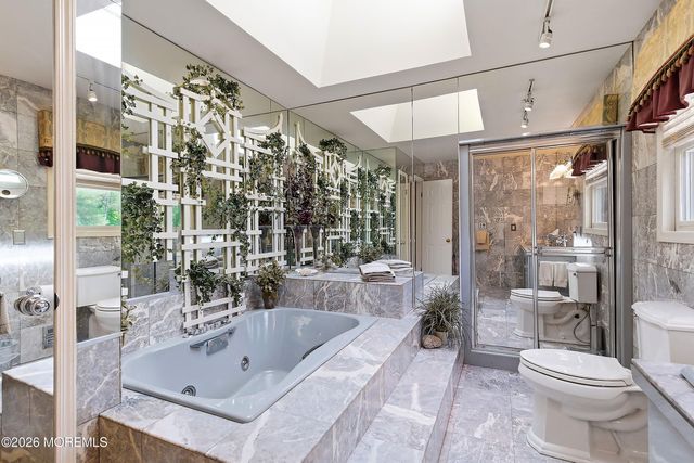 2 Constitution Drive, Leonardo, NJ 07737
