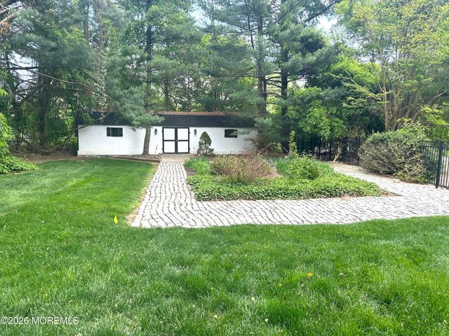 2 Constitution Drive, Leonardo, NJ 07737
