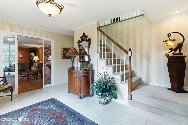 2 Constitution Drive, Leonardo, NJ 07737