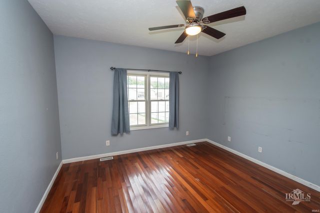 7816 W Frankie Lane, Yorktown, IN 47396