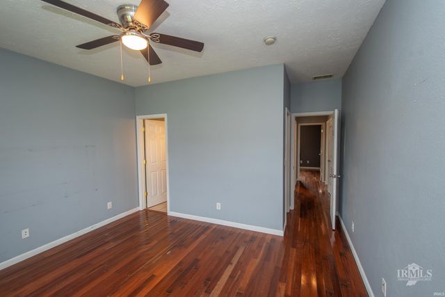 7816 W Frankie Lane, Yorktown, IN 47396