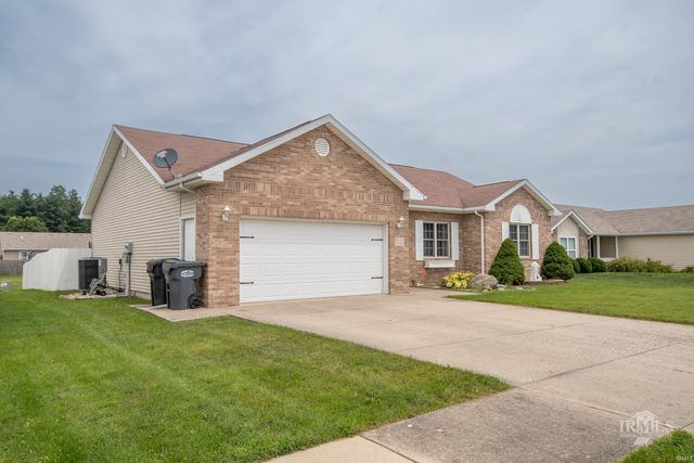 7816 W Frankie Lane, Yorktown, IN 47396