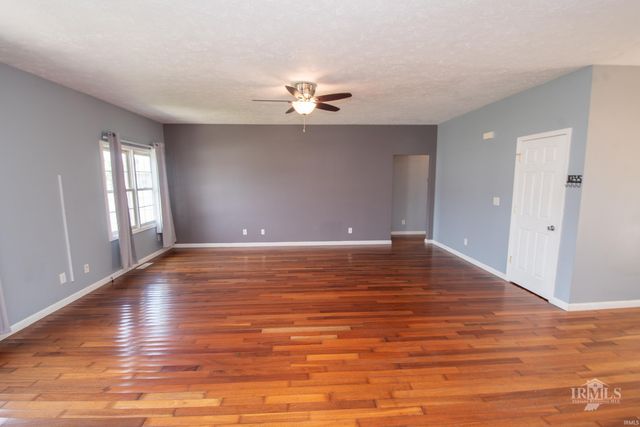 7816 W Frankie Lane, Yorktown, IN 47396