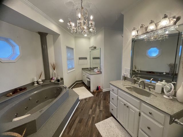 165 Cedar Point Rd, Bumpus Mills, TN 37028