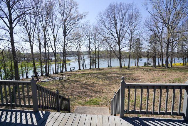165 Cedar Point Rd, Bumpus Mills, TN 37028
