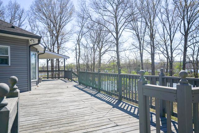 165 Cedar Point Rd, Bumpus Mills, TN 37028