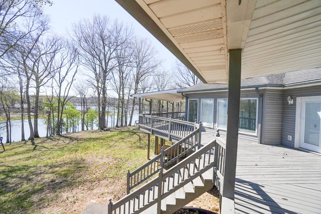 165 Cedar Point Rd, Bumpus Mills, TN 37028