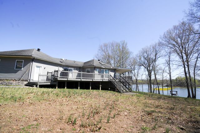 165 Cedar Point Rd, Bumpus Mills, TN 37028