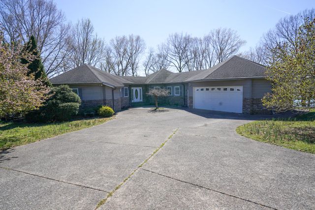 165 Cedar Point Rd, Bumpus Mills, TN 37028