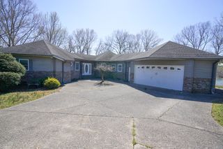 165 Cedar Point Rd, Bumpus Mills, TN 37028