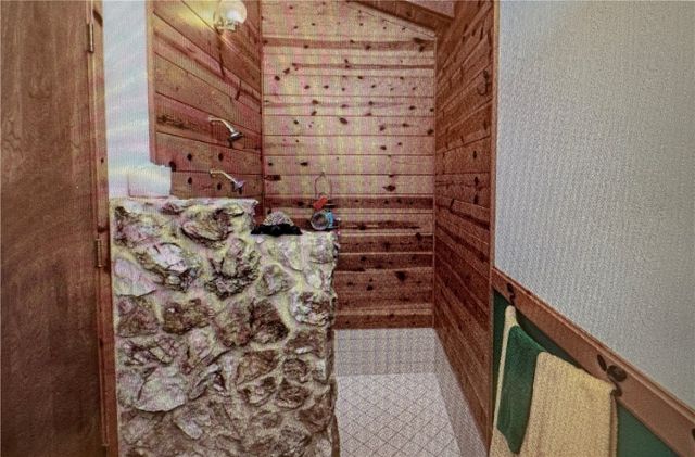 6465 E Crumb Road, Kingman, AZ 86401