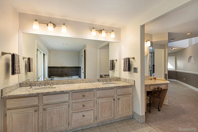 841 OLD MILFORD FARMS, Milford Charter Township, MI 48381