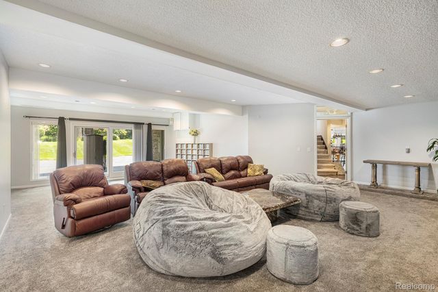 841 OLD MILFORD FARMS, Milford Charter Township, MI 48381