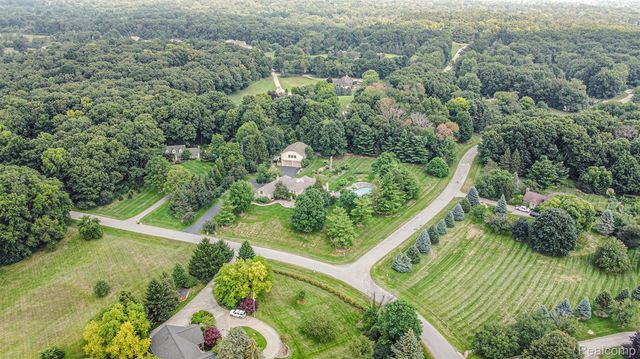 841 OLD MILFORD FARMS, Milford Charter Township, MI 48381
