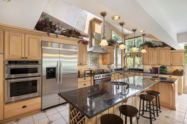 841 OLD MILFORD FARMS, Milford Charter Township, MI 48381