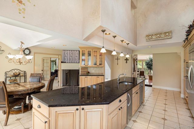 841 OLD MILFORD FARMS, Milford Charter Township, MI 48381