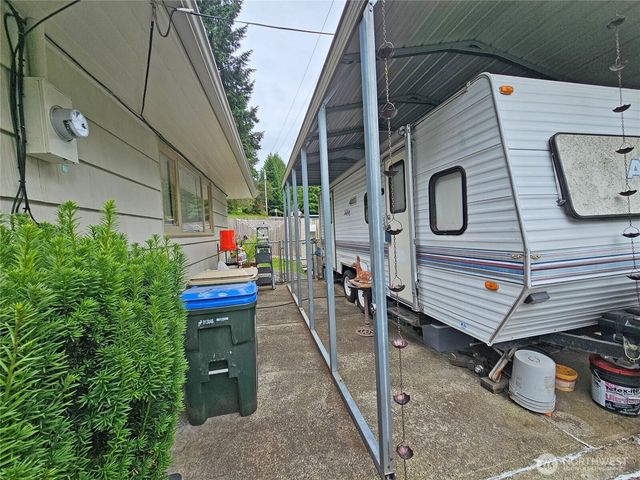 902 Duffy Street, Centralia, WA 98531