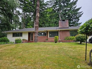 902 Duffy Street, Centralia, WA 98531