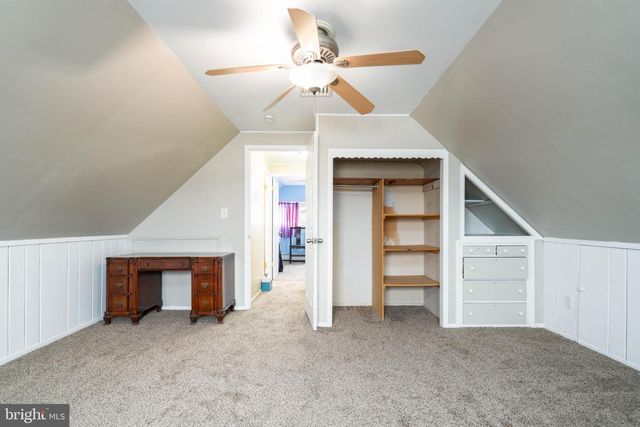 38 VICAR LN, Levittown, PA 19054