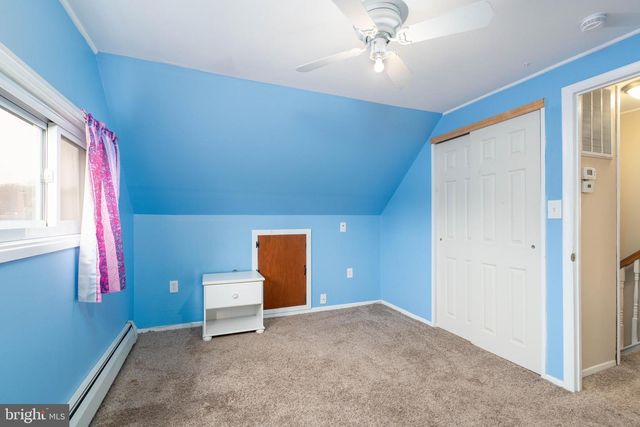 38 VICAR LN, Levittown, PA 19054