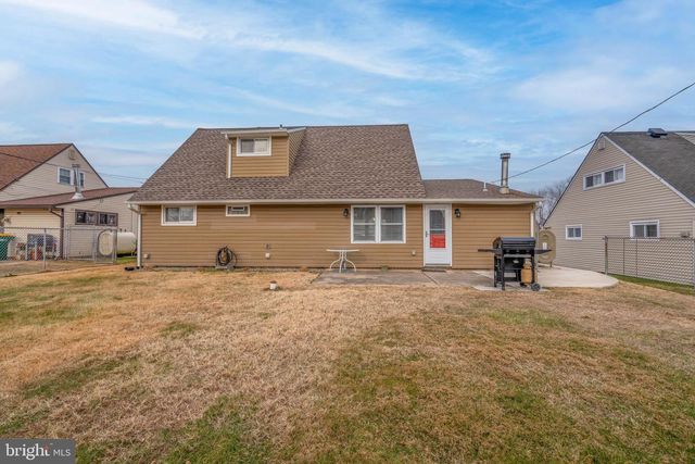 38 VICAR LN, Levittown, PA 19054