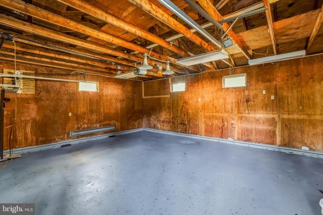 114 S RIVER DR, Williamstown, NJ 08094