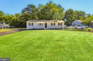 114 S RIVER DR, Williamstown, NJ 08094