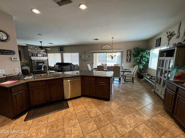 3011 E JANELLE Way, Gilbert, AZ 85298