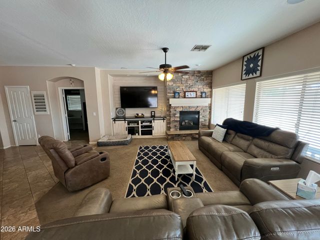 3011 E JANELLE Way, Gilbert, AZ 85298