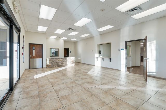 101 N 37th Street, Rogers, AR 72756