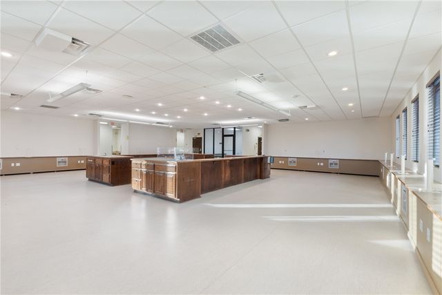 101 N 37th Street, Rogers, AR 72756