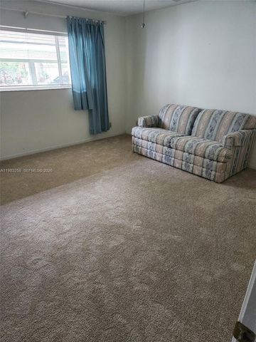 7556 Stirling Road 123, Davie, FL 33024
