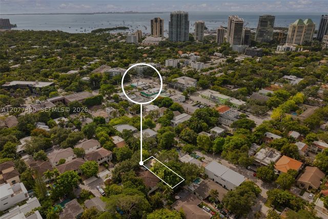 2952 Louise St, Coconut Grove, FL 33133