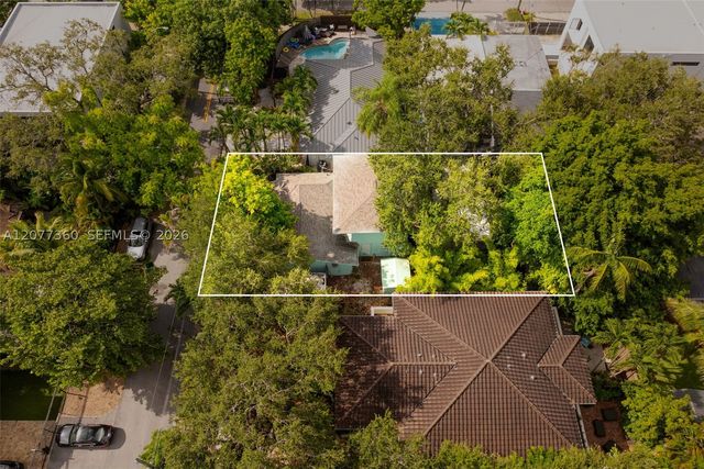 2952 Louise St, Coconut Grove, FL 33133