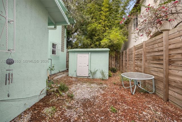 2952 Louise St, Coconut Grove, FL 33133