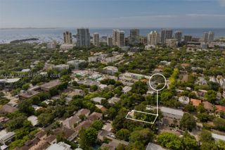 2952 Louise St, Coconut Grove, FL 33133