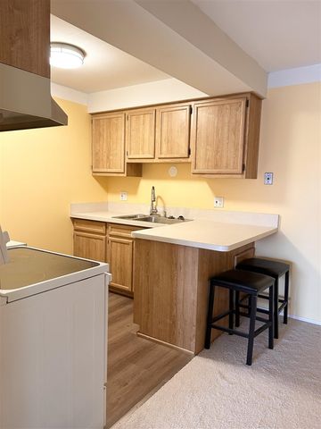 22039 E 11 Mile Road 20, Saint Clair Shores, MI 48081