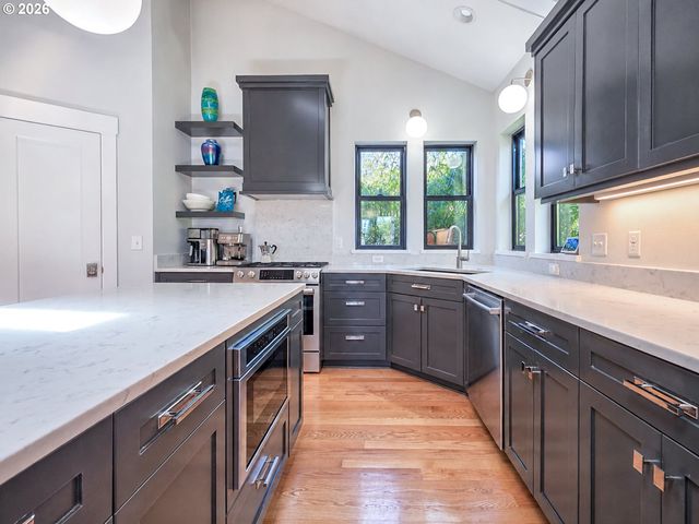 1040 BERKELEY Ln E, Monmouth, OR 97361