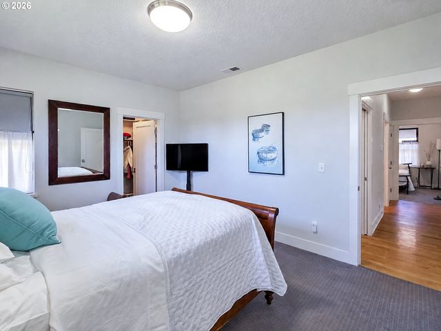 1040 BERKELEY Ln E, Monmouth, OR 97361