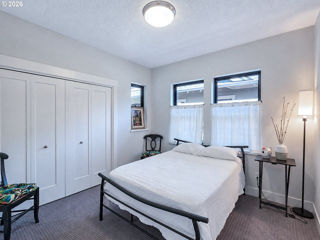 1040 BERKELEY Ln E, Monmouth, OR 97361