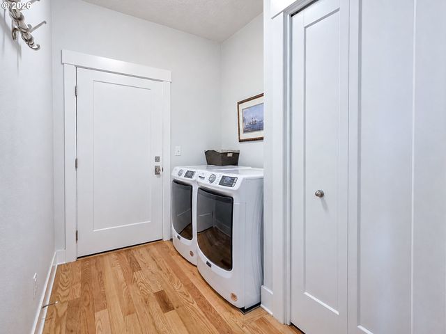 1040 BERKELEY Ln E, Monmouth, OR 97361