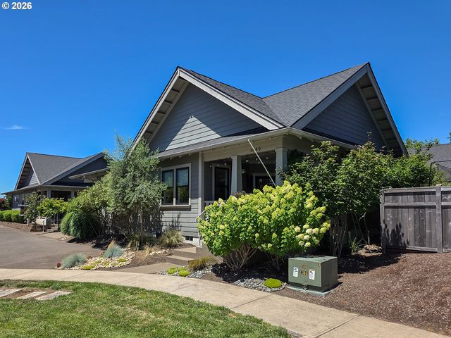 1040 BERKELEY Ln E, Monmouth, OR 97361