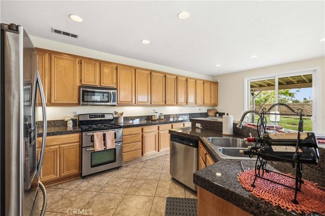 6145 W Ave J10, Lancaster, CA 93536