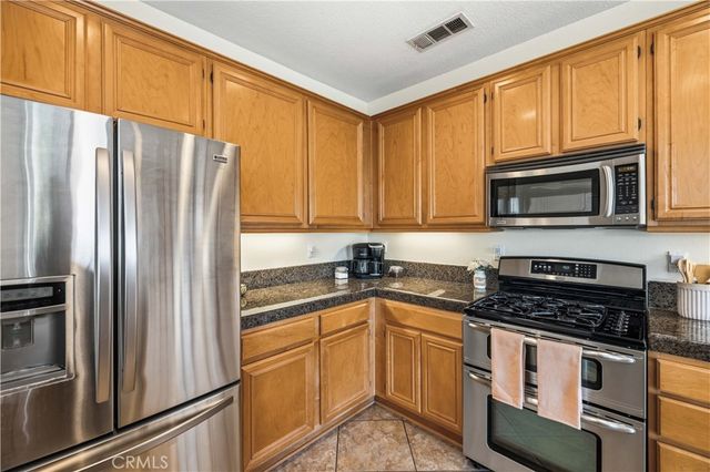 6145 W Ave J10, Lancaster, CA 93536