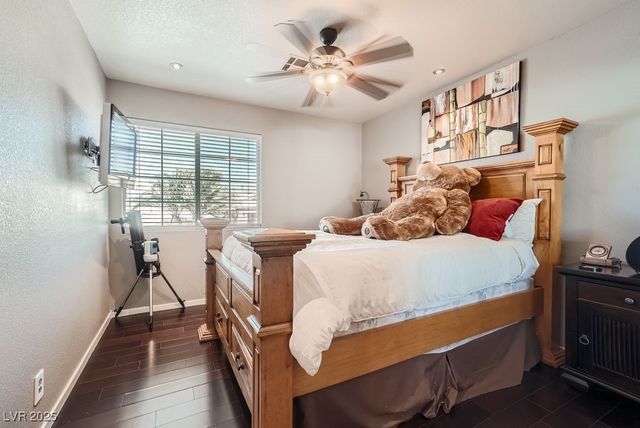 2112 Marble Gorge Drive, Las Vegas, NV 89117